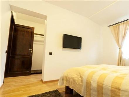 큼풀룬그 Cazarma Cavalerilor B&B 외부 사진