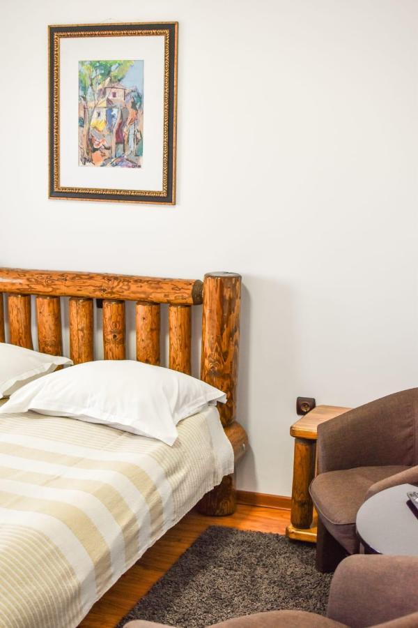 큼풀룬그 Cazarma Cavalerilor B&B 외부 사진